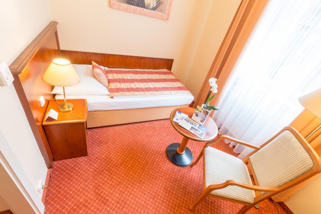 Ensana Centralni Lazne - Maria Spa Марианске-Лазне Экстерьер фото